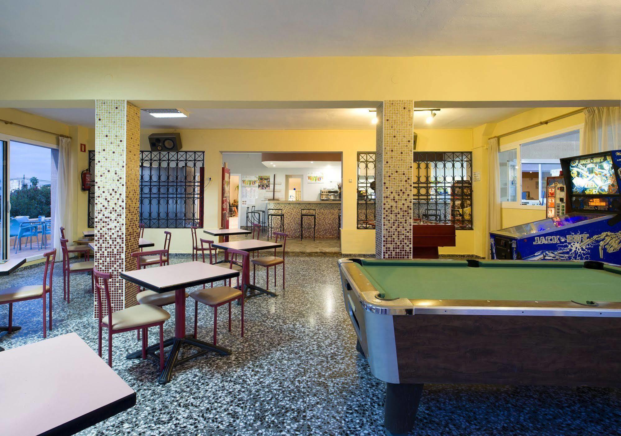Hostal Anibal - Ab Group San Antonio  Exterior photo